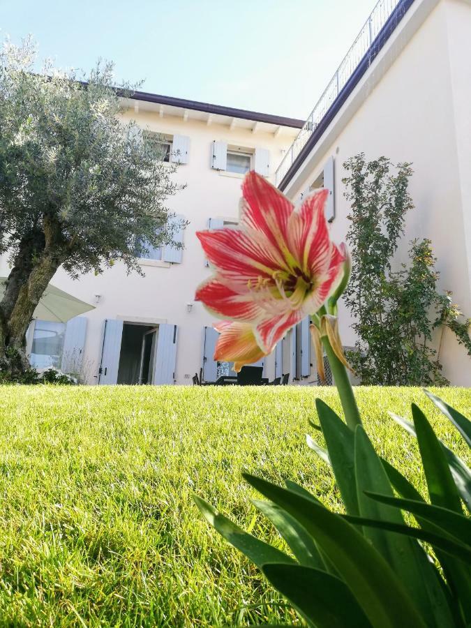 Hotel Sweet Corner Castelnuovo del Garda Exterior foto